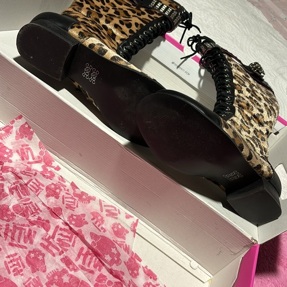 NIB RARE Vintage Abbey Dawn by Avril Lavigne Boots - Picture 3 of 6